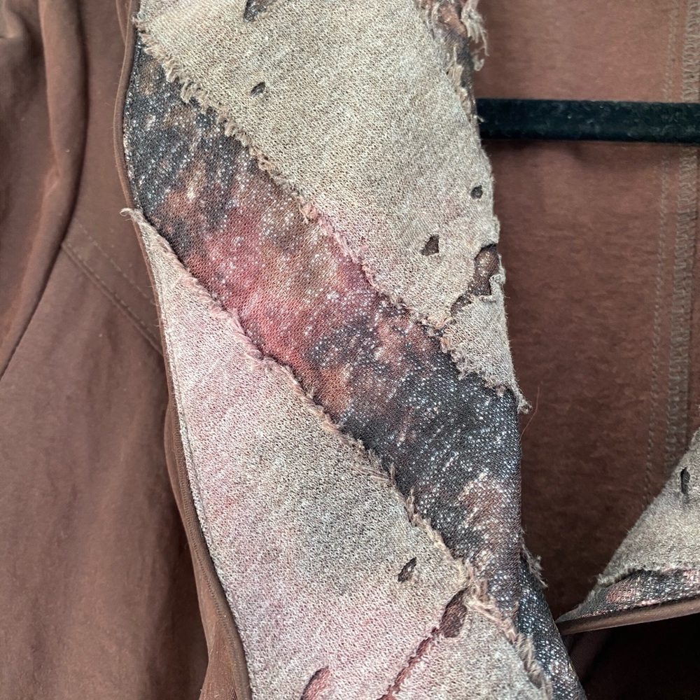 Fitted Jacket With Ruffles - Picture 5 of 10